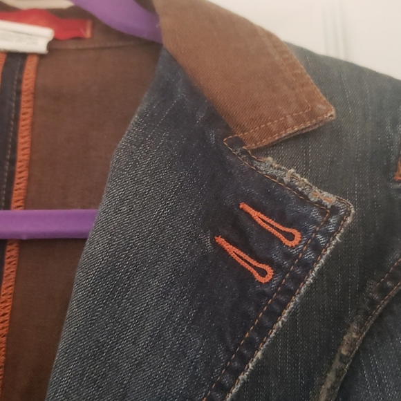 Jean Jacket - Picture 6 of 14